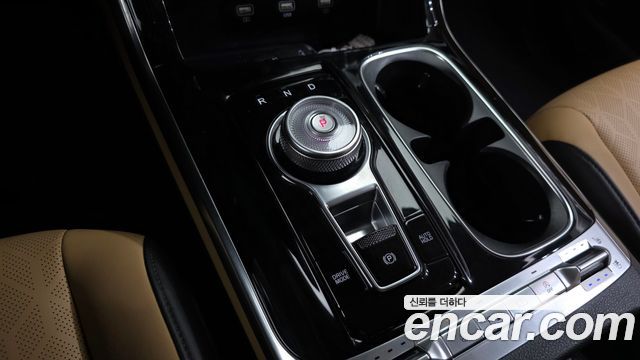 Kia Canival 2021 — photo 12