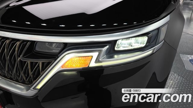 Kia Canival 2021 — photo 8