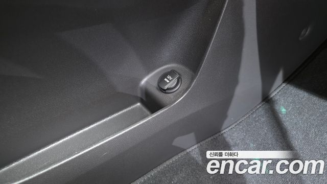 Kia Canival 2021 — photo 30