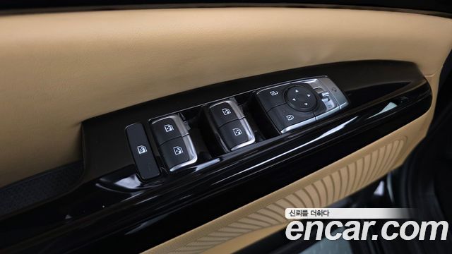 Kia Canival 2021 — photo 41