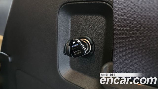 Kia Canival 2021 — photo 45