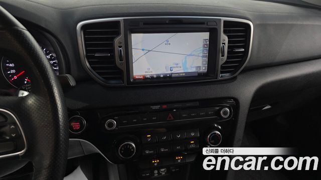 Kia Sportage 2016 — photo 14