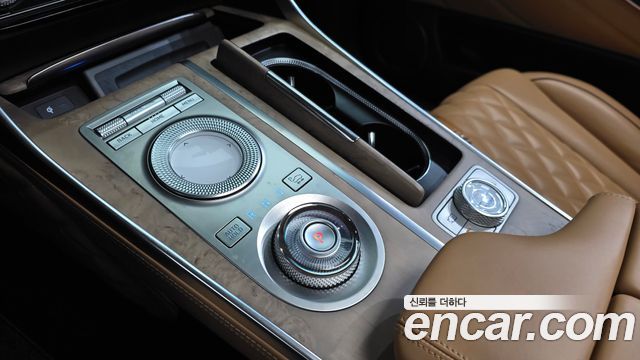 Genesis GV80 2020 — photo 12