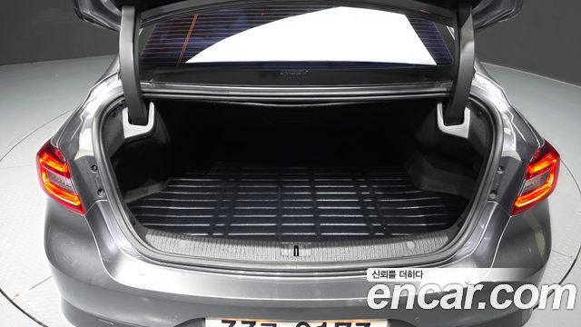 Renault Korea SM6 2016 — photo 20