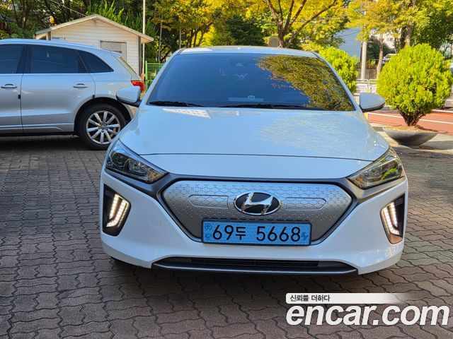 Hyundai Ioniq 2020 — photo 2