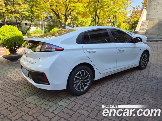 Hyundai Ioniq 2020 — photo 5