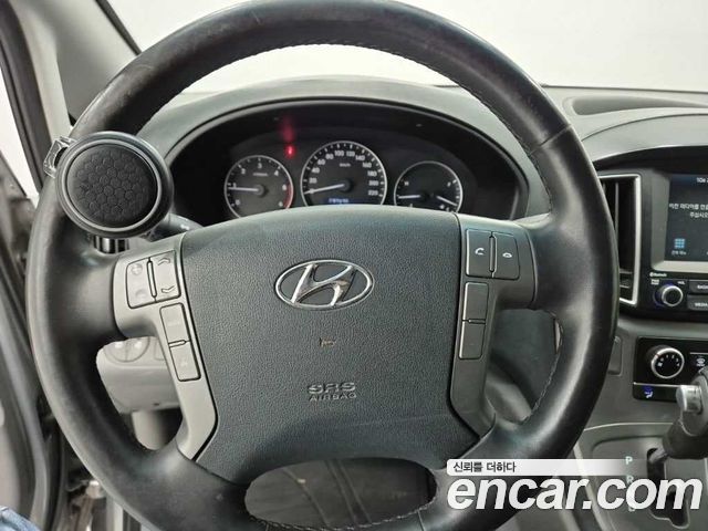 Hyundai Starex 2021 — photo 9