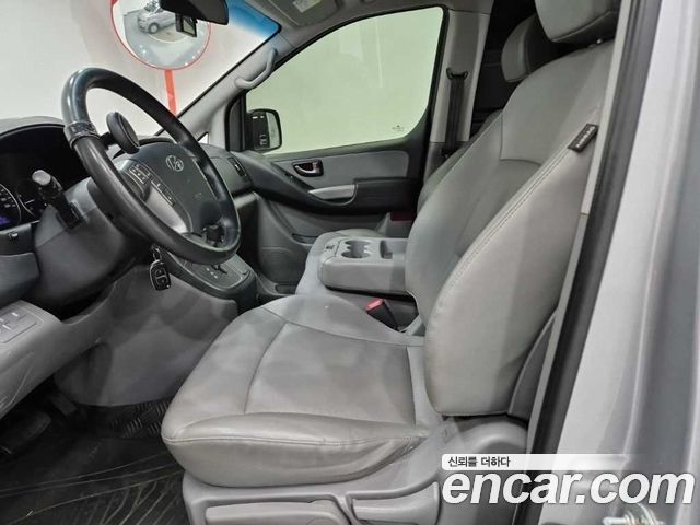 Hyundai Starex 2021 — photo 11