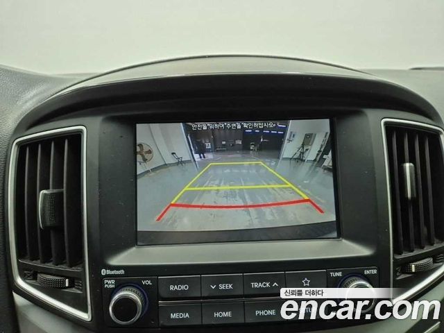 Hyundai Starex 2021 — photo 12