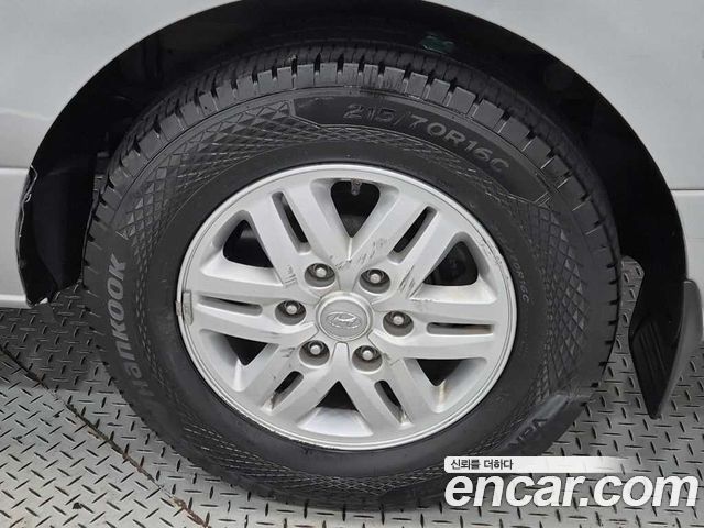 Hyundai Starex 2021 — photo 18