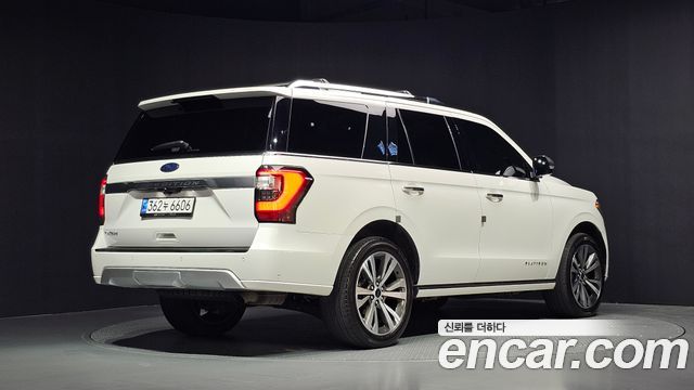 Ford Expedition 2021 — photo 2