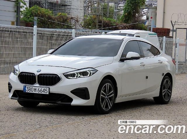 BMW 2-Series 2022 — photo 2
