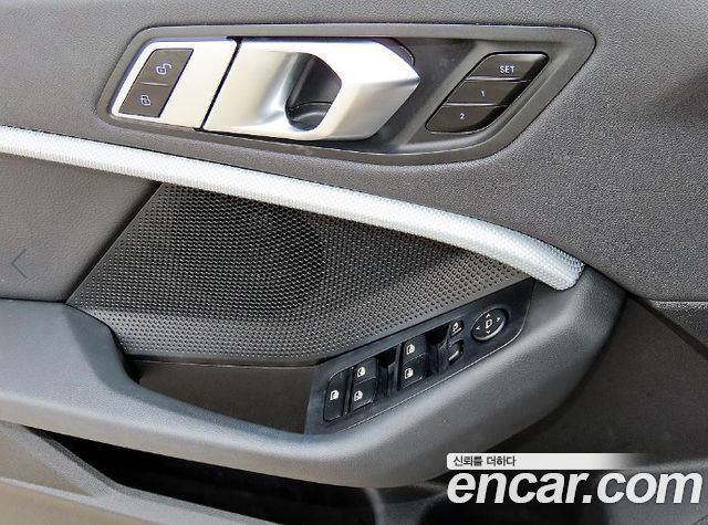 BMW 2-Series 2022 — photo 11