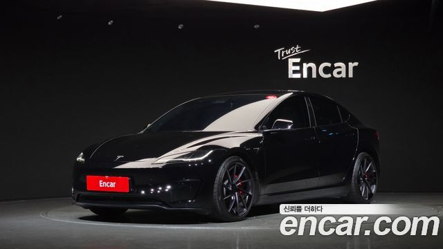 Tesla Model 3 2024 — photo 1