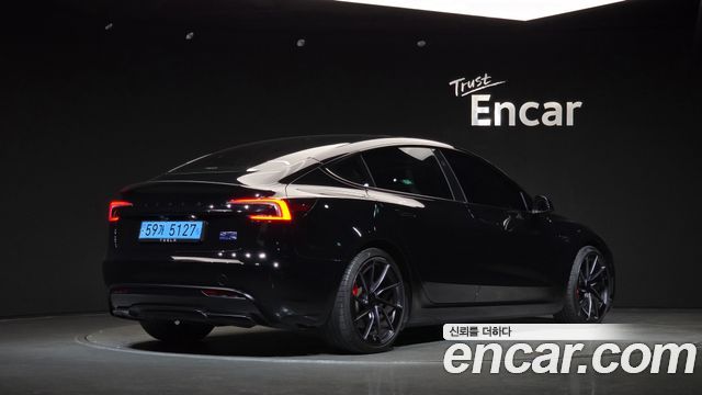 Tesla Model 3 2024 — photo 2