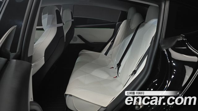 Tesla Model 3 2024 — photo 12