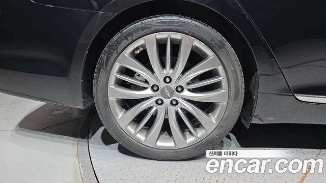 Genesis G80 2017 — photo 5
