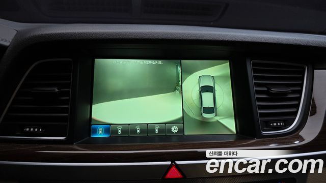 Genesis G80 2017 — photo 20