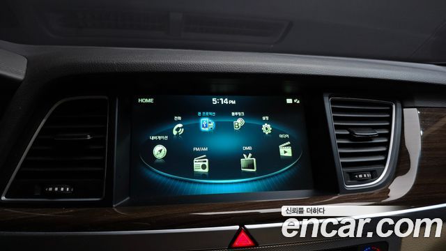 Genesis G80 2017 — photo 22