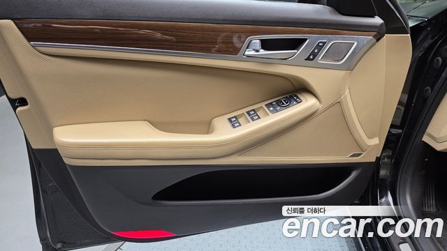 Genesis G80 2017 — photo 14