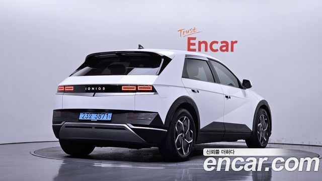 Hyundai Ioniq5 2023 — photo 2