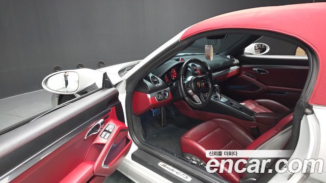 Porsche 718 2018 — photo 13