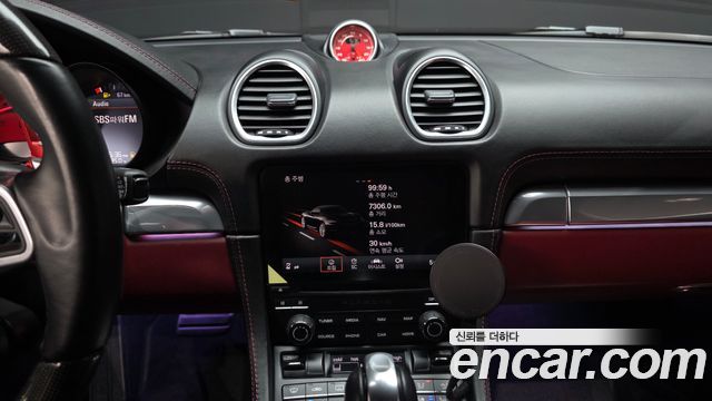 Porsche 718 2018 — photo 20