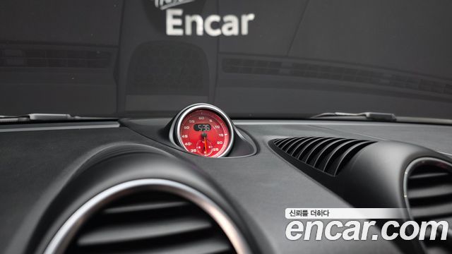 Porsche 718 2018 — photo 24