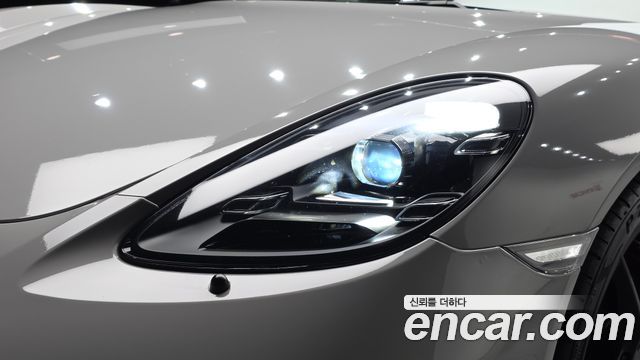 Porsche 718 2018 — photo 8