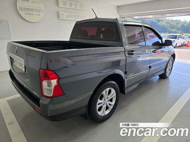 KG Mobility KORANDO 2016 — photo 2