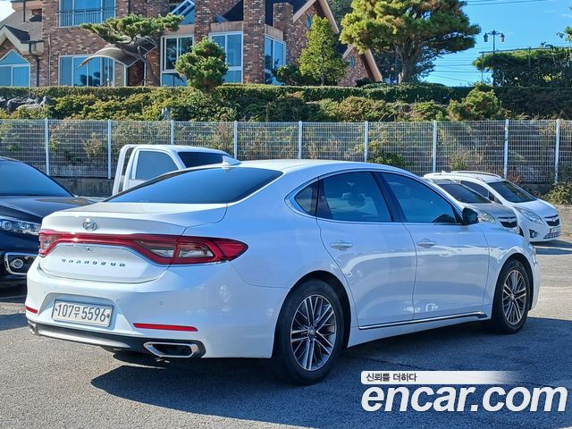 Hyundai Grandeur 2017 — photo 4