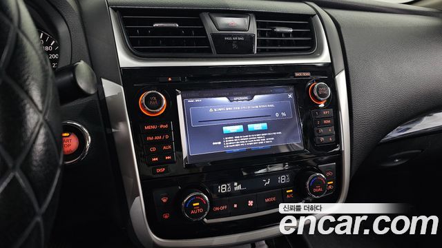Nissan Altima 2018 — photo 21