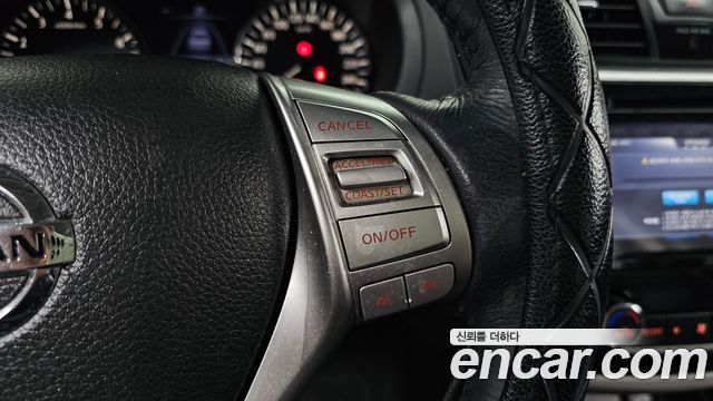 Nissan Altima 2018 — photo 25