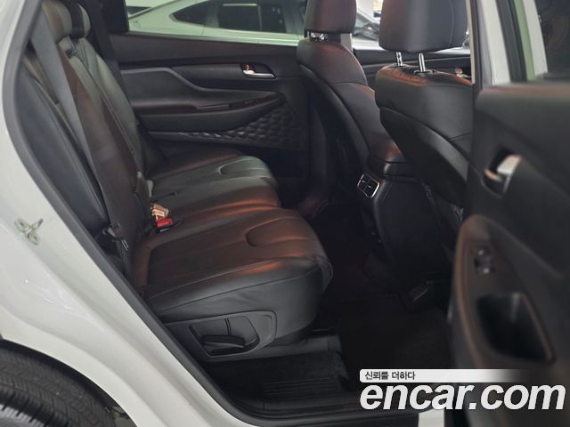 Hyundai Santafe 2021 — photo 14