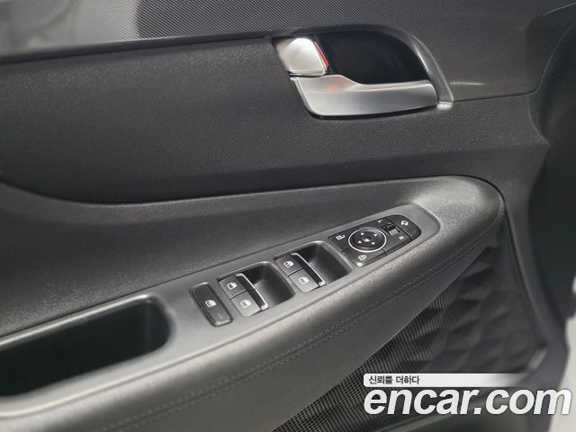 Hyundai Santafe 2021 — photo 18