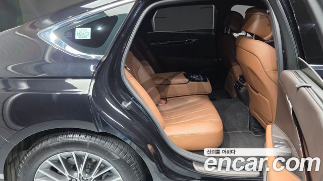 Genesis G80 2022 — photo 17
