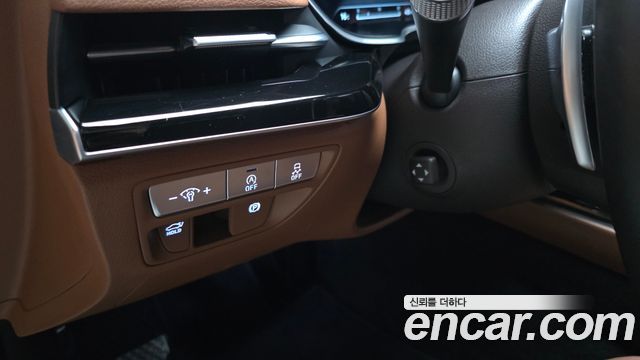 Genesis G80 2022 — photo 26