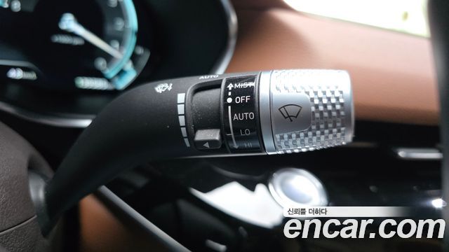 Genesis G80 2022 — photo 27