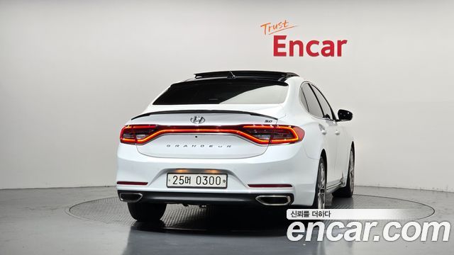 Hyundai Grandeur 2017 — photo 4