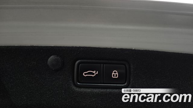 Hyundai Grandeur 2017 — photo 17