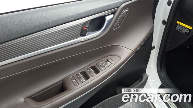 Hyundai Grandeur 2017 — photo 19