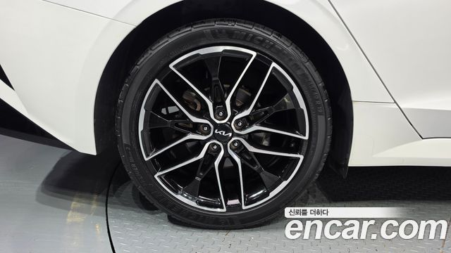 Kia K5 2023 — photo 5