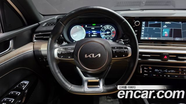 Kia K5 2023 — photo 13
