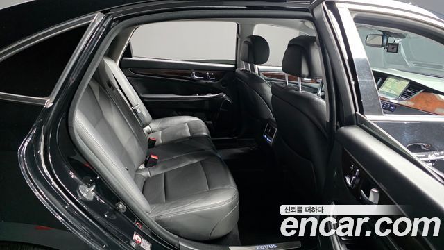 Hyundai Equus 2015 — photo 11