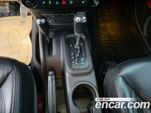 Jeep Wrangler 2015 — photo 9