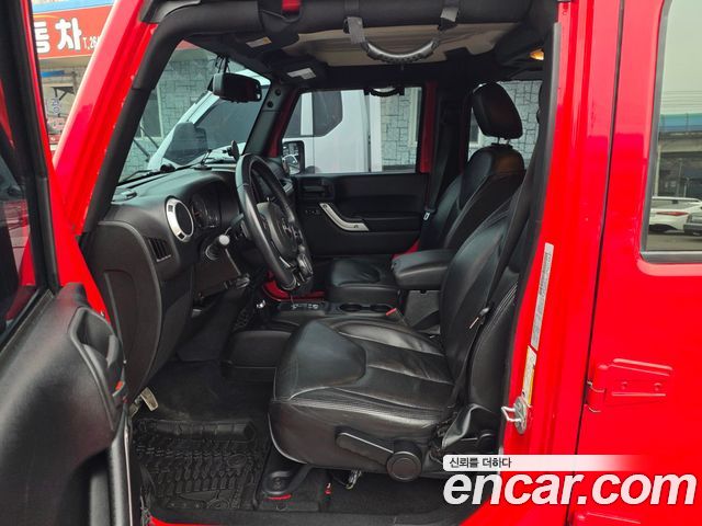 Jeep Wrangler 2015 — photo 10