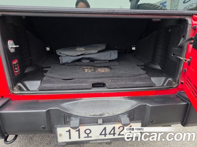 Jeep Wrangler 2015 — photo 14