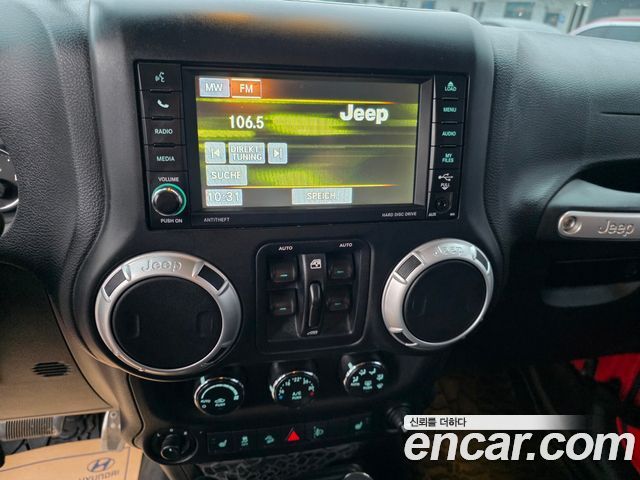 Jeep Wrangler 2015 — photo 15