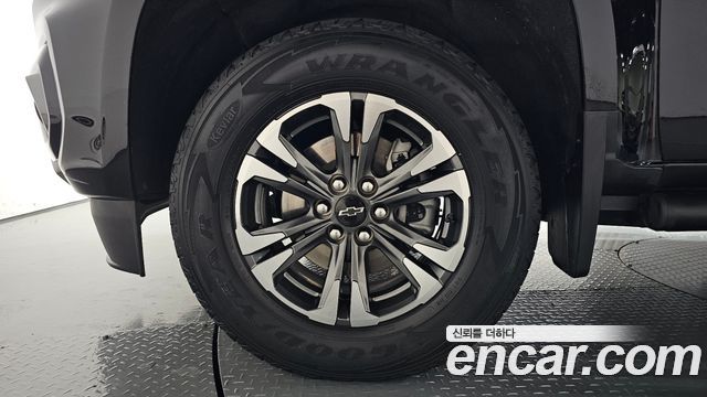 Chevrolet Korea Colorado 2022 — photo 5