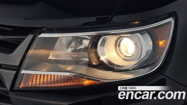 Chevrolet Korea Colorado 2022 — photo 8